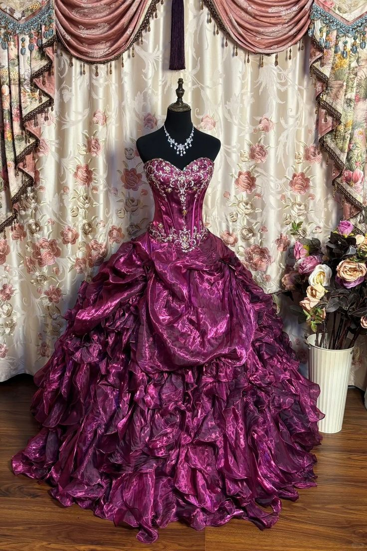 Gorgeous Strapless Purple Beaded Organza Pleated Ball Gown Sweet 16 Dress D1408