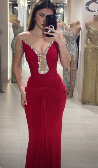 Sparkly Strapless V Neck Satin Chiffon Beaded Evening Dress Red Mermaid Prom Dress D5153