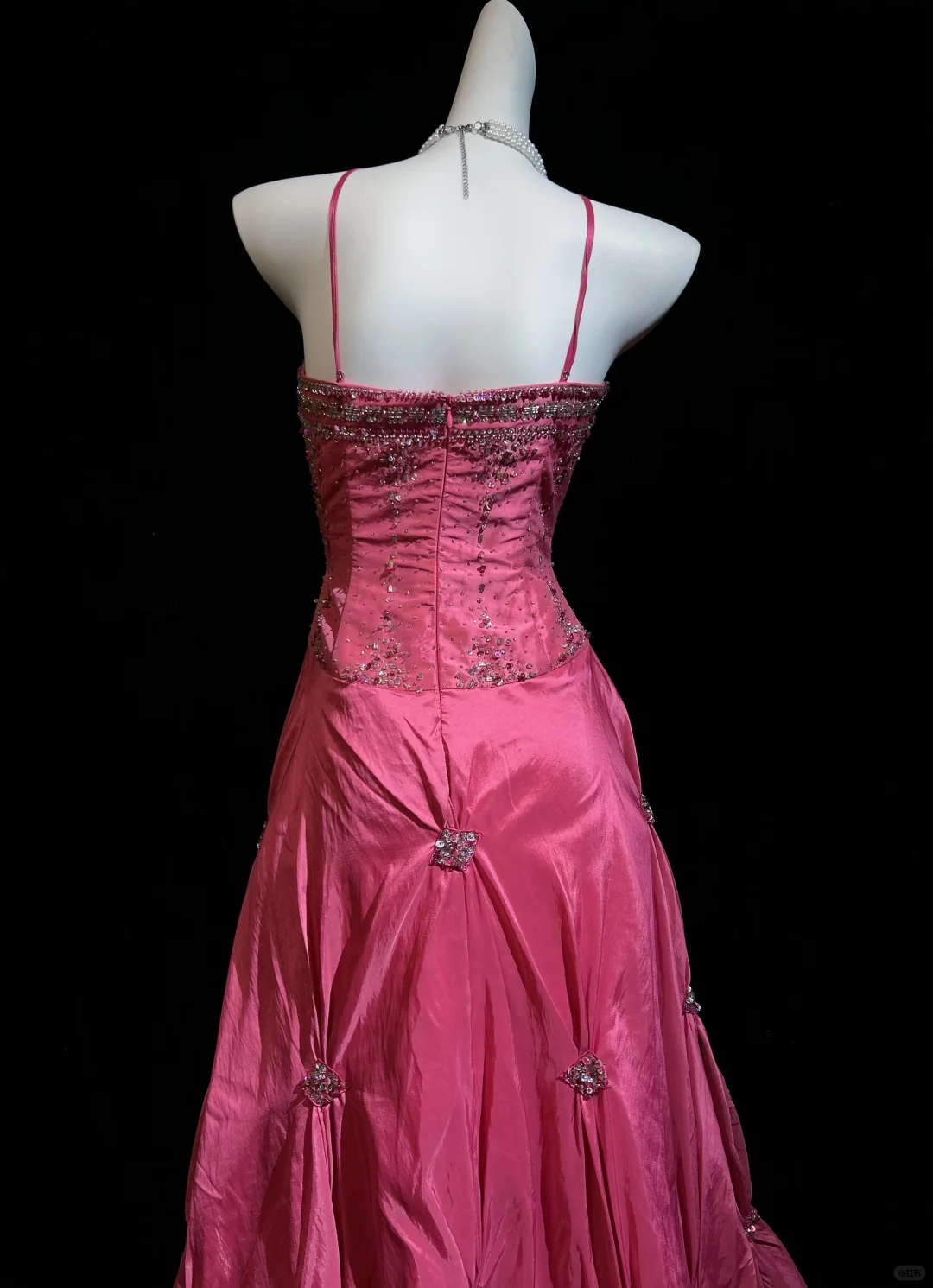 Gorgeous Halter Pink Satin Beaded A Line Long Party Dress Evening Dress D5077