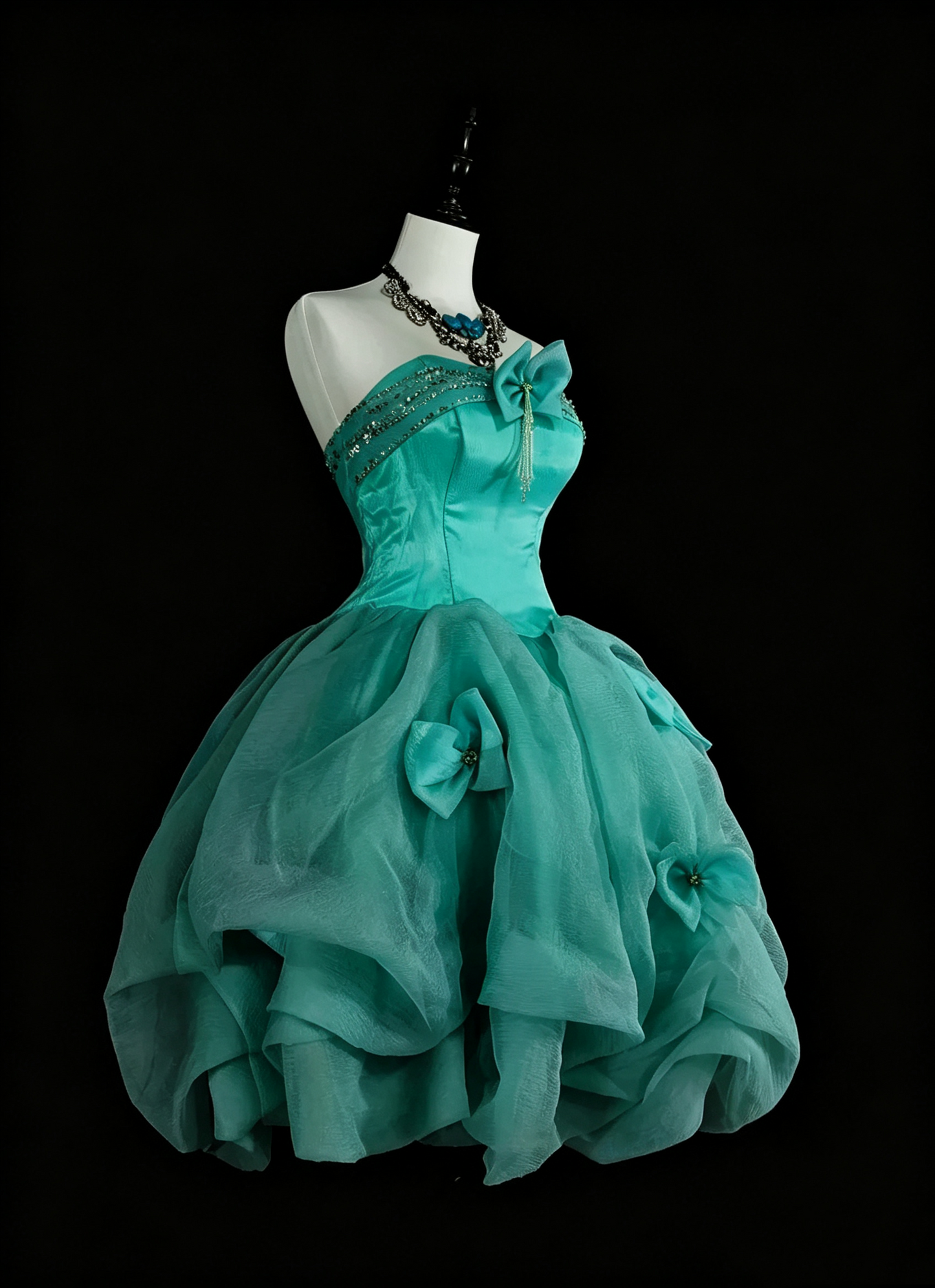 Vintage Green Strapless Tulle Beaded Short Homecoming Dress Cocktail Dress With Bow D4068