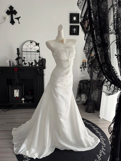 Classy Strapless White Satin Pleated Beaded Mermaid Long Party Dress Prom Dress D4702