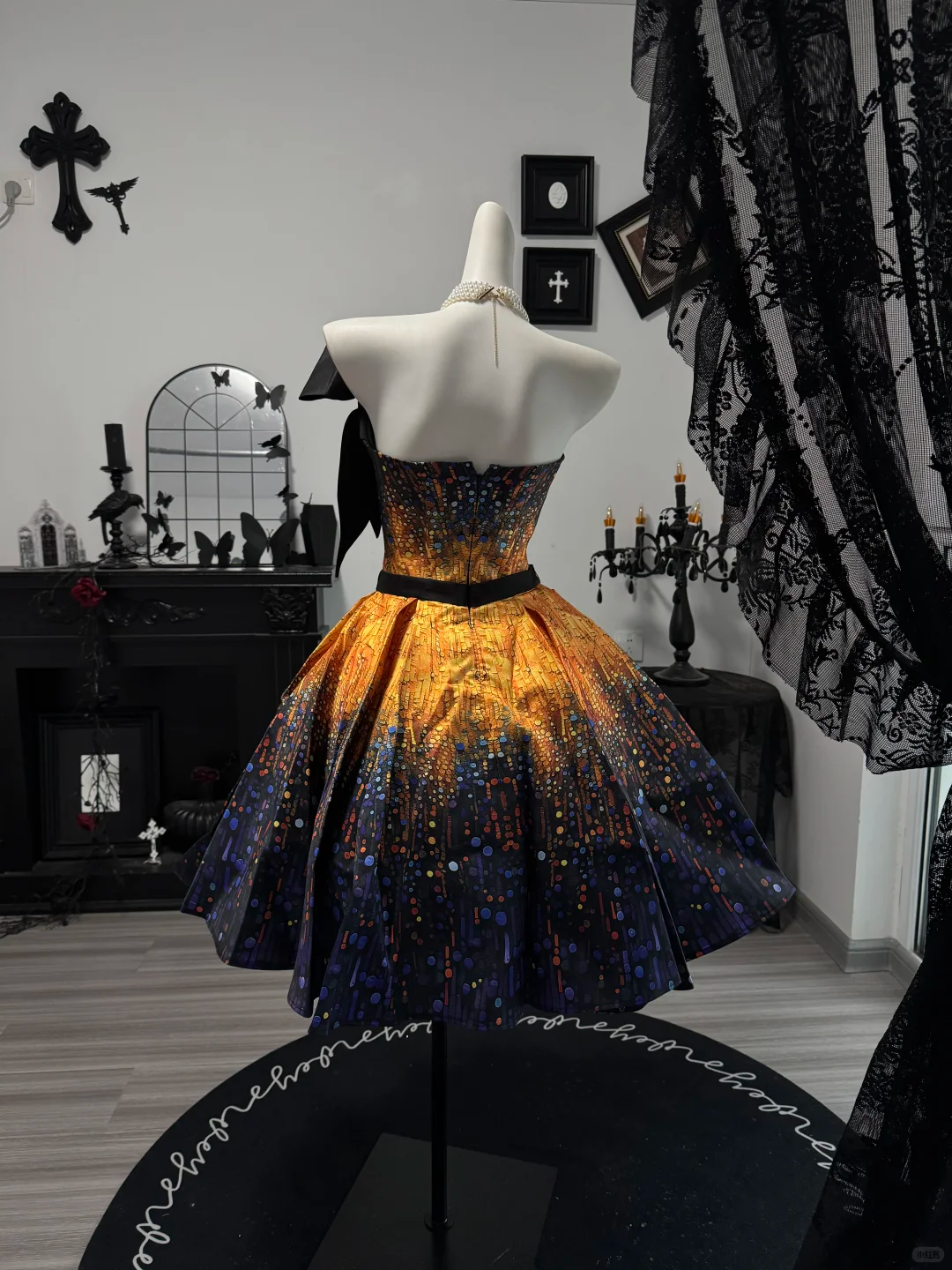 Chic Strapless Satin Short Party Dress Homecoming Dress D4711