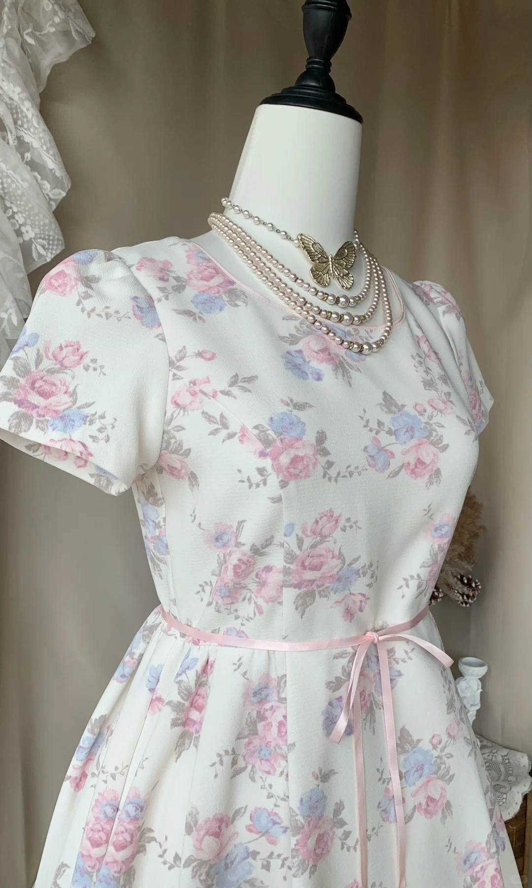 Pretty White Satin Print Floral A Line Short Birthday Outfits,Formal 8th Grade Homecoming Dress D3190