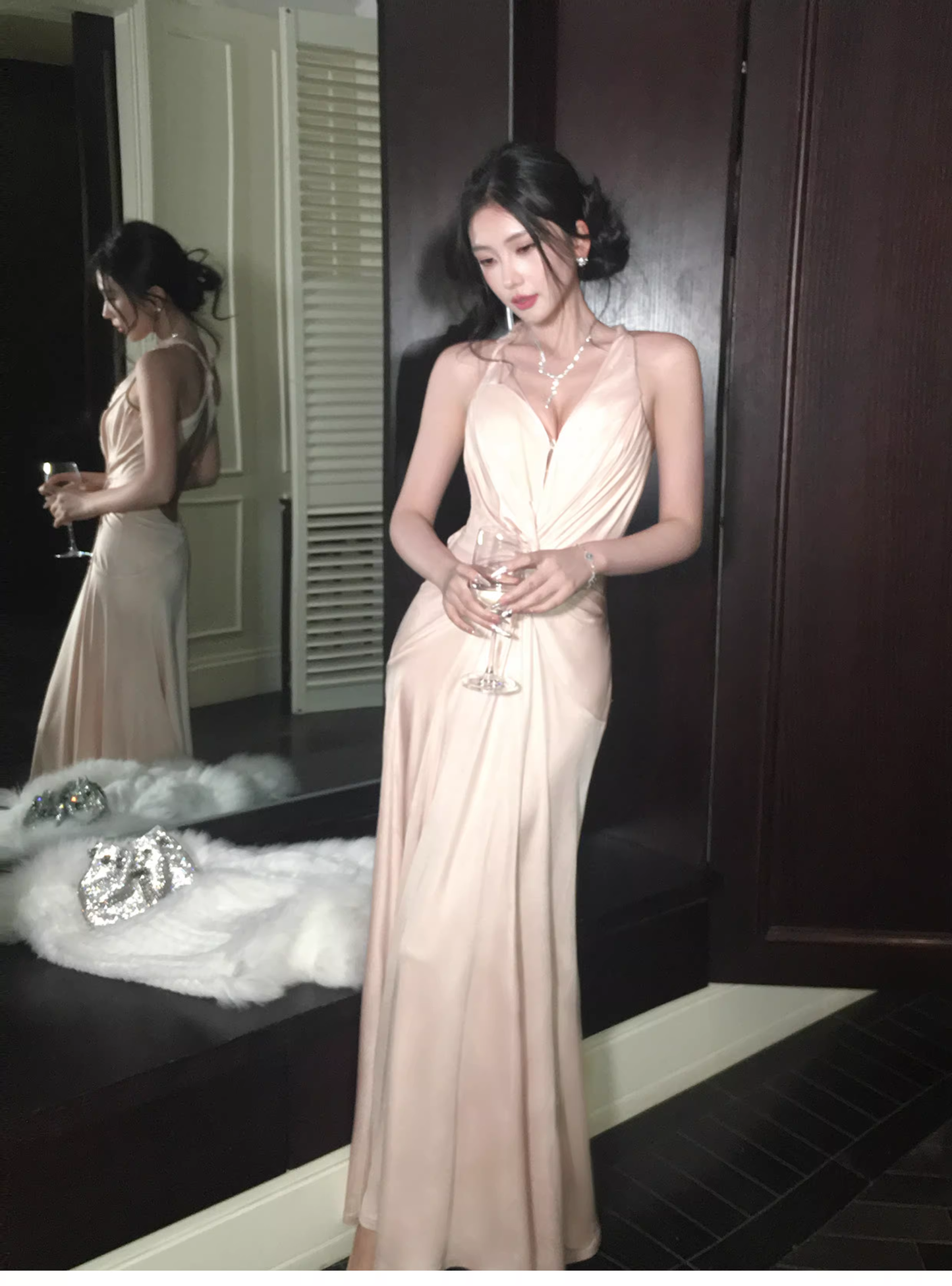 Classy Coral Powder Halter V Neck Satin Beaded Mermaid Long Party Dress Backless Evening Gown D2182