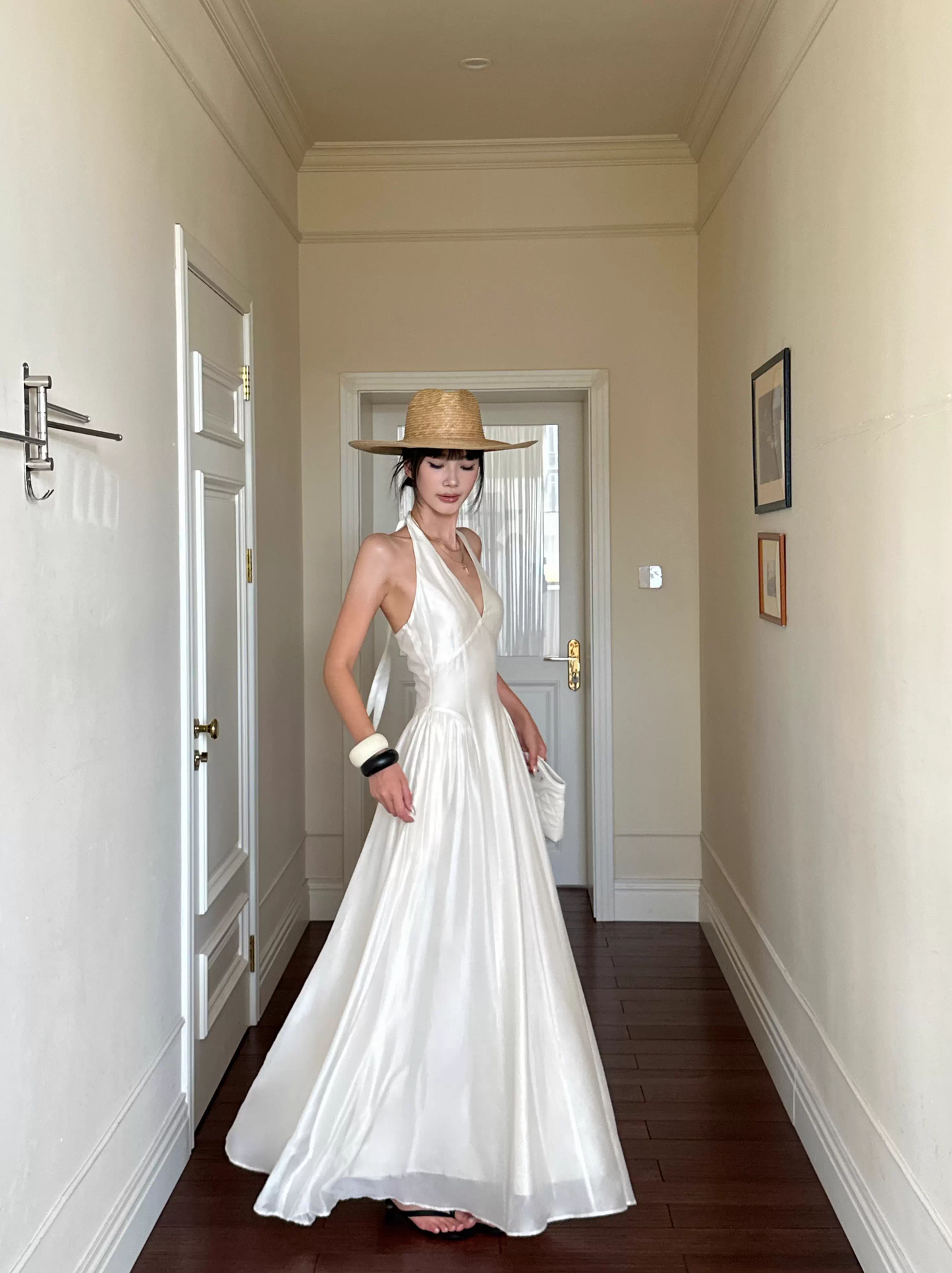 Sexy Halter V Neck White A Line Long Party Dress Formal Evening Gown D2121