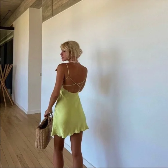 Sexy Green Spaghetti Straps Satin Short Homecoming Dress 18th Birthday Outfits D760