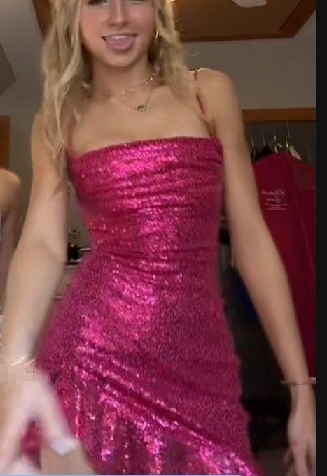 Gorgeous Hot Pink Sequin Ruffle Sheath Short Party Dress Cocktail Dress Formal Homecoming Dress D329