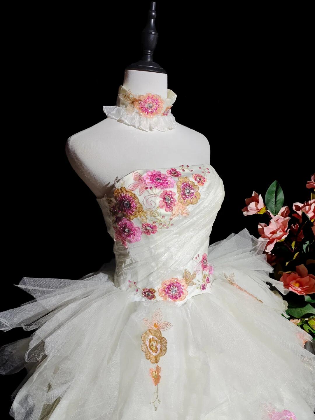 Pretty Strapless White Satin Tulle Embroidery Floral A Line Short Birthday Outfits Homecoming Dress D3154
