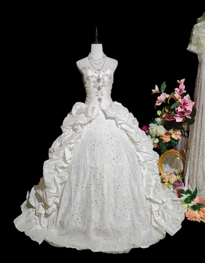 Retro Strapless Satin Pleated Beaded Ball Gown White Birthday Quinceanera Dress D2358