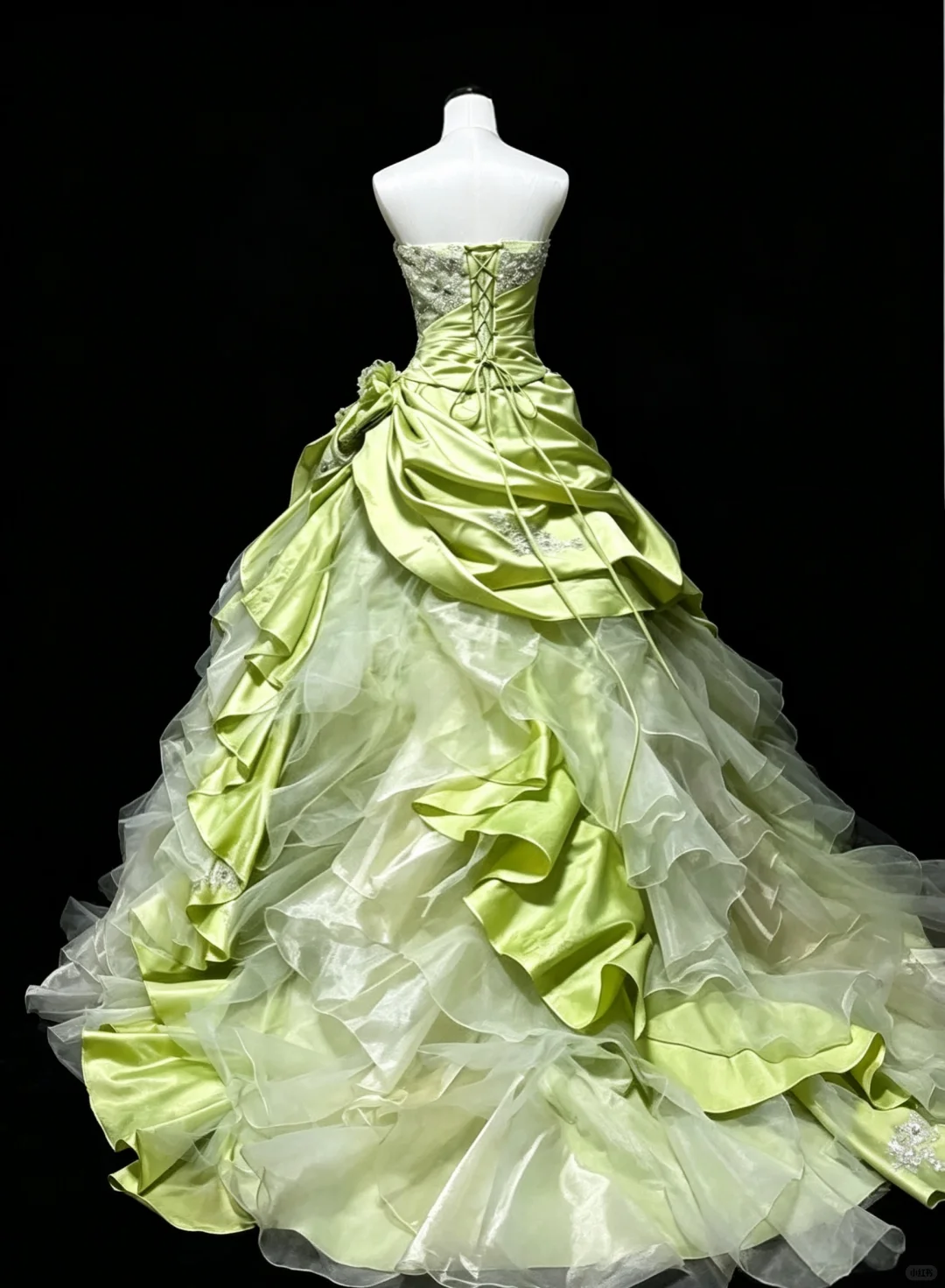 Retro Ball Gown Green Satin Tulle Beaded Quinceanera Dress D5278