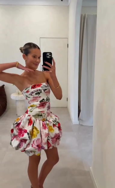 Pretty Strapless Satin Print Floral Pleated A Line Short Homecoming Dress Formal 20th Birthday Outfits D743