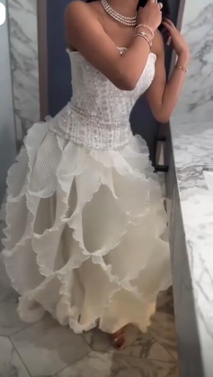 Elegant Strapless White Satin Beaded Tulle Pleated Long Party Dress Evening Dress D4586