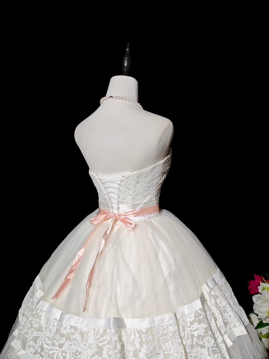 Sweet Strapless Lace Tulle Short Birthday Outfits,White Short 9th Grade Homecoming Dress D3164