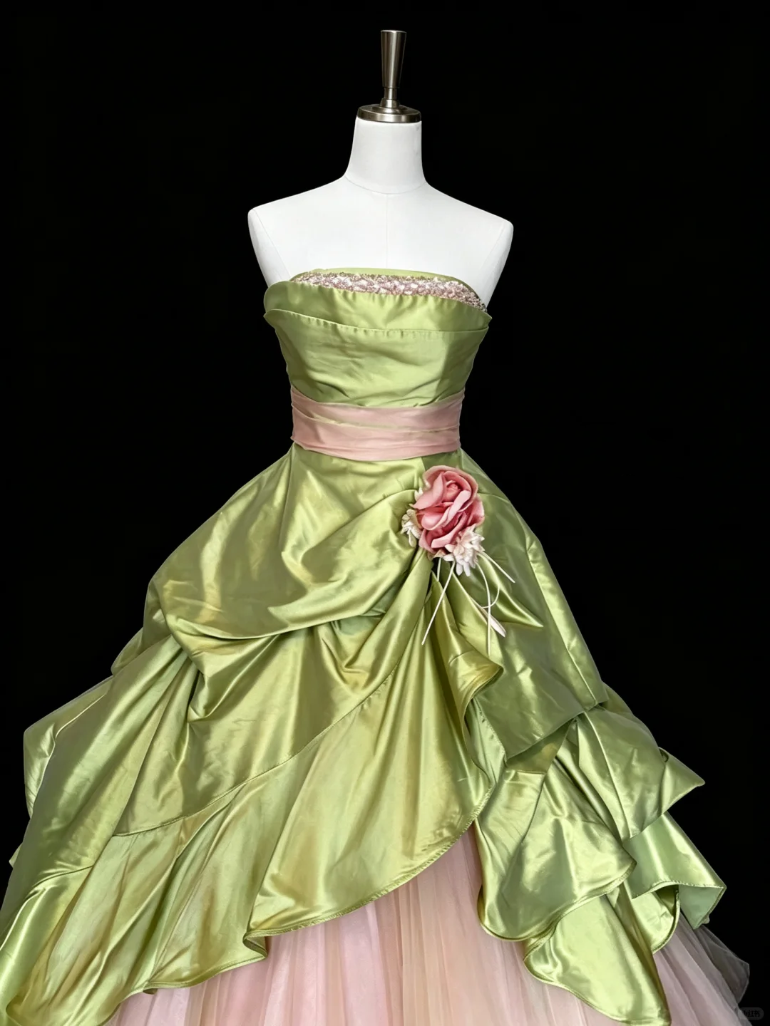 Pretty Strapless Tulle Satin Ruffles Birthday Quinceanera Dress Green Sweet 16 Dress With Flowers D5291