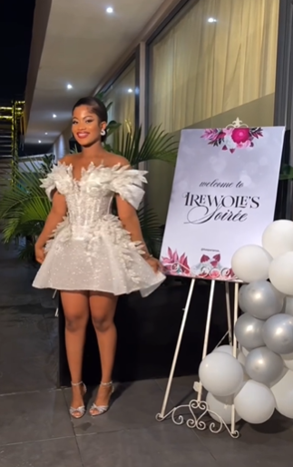 Vintage Pearls Beaded Floral Short Cocktail Dress Birthday Dress White Off The Shoulder Homecoming Dress S688