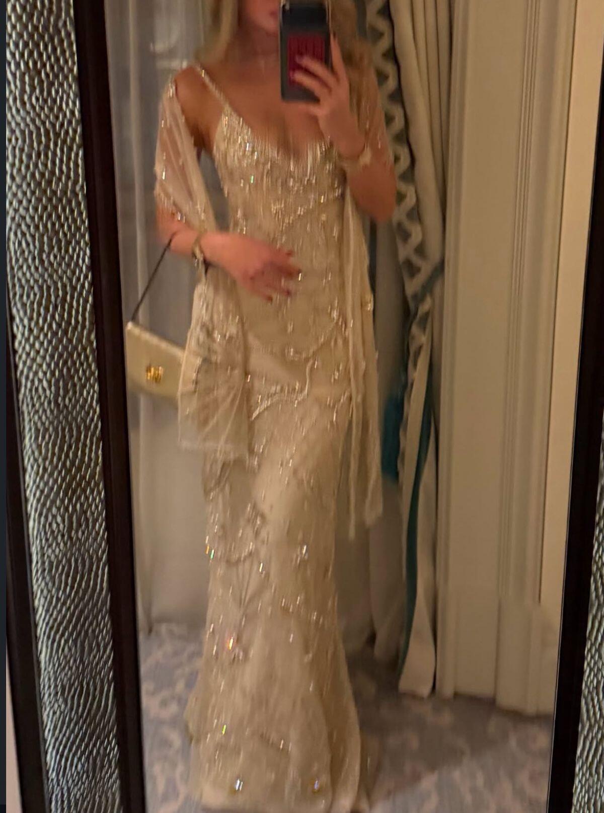 Gorgeous White Spaghetti Straps Satin Tulle Beaded Mermaid Long Party Dress Evening Dress With Wrap D3596