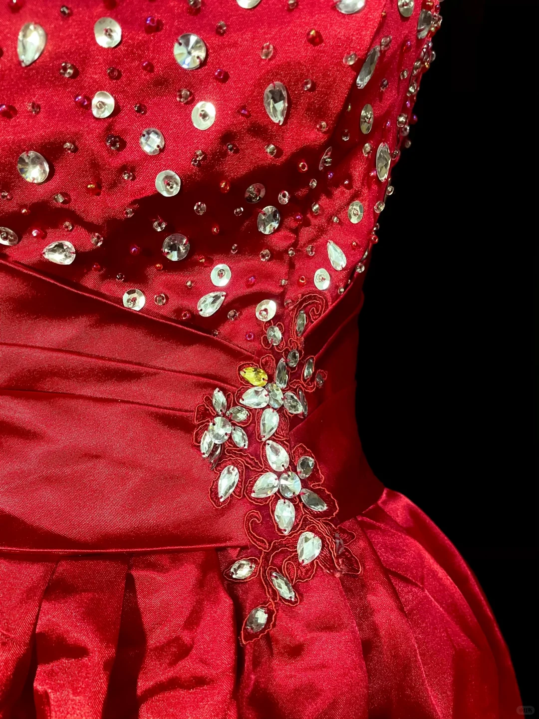 Pretty Strapless Satin Beaded A Line Mini Birthday Prom Dress,Red Short Graduation Homecoming Dress D4077