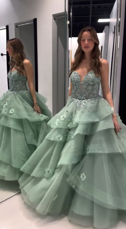 Classy Spaghetti Straps Green Tulle Appliques Layered Long Birthday Party Dress Evening Dress D1233