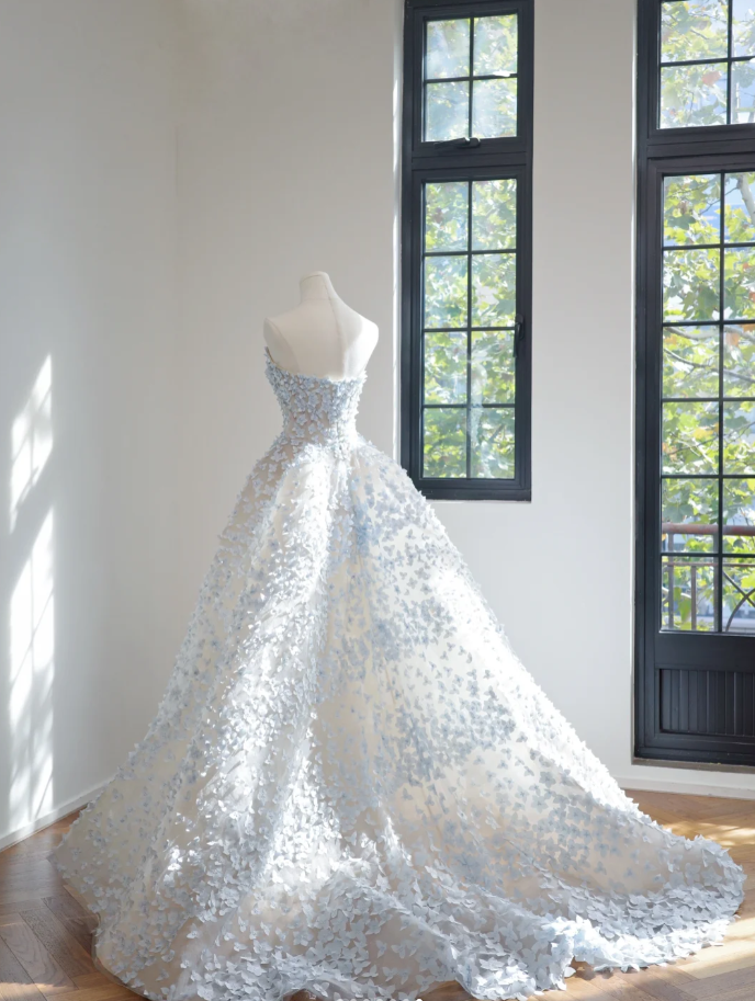 Fairy Strapless Blue Tulle 3D Flowers Beaded Ball Gown Pretty Long Wedding Dress D2158