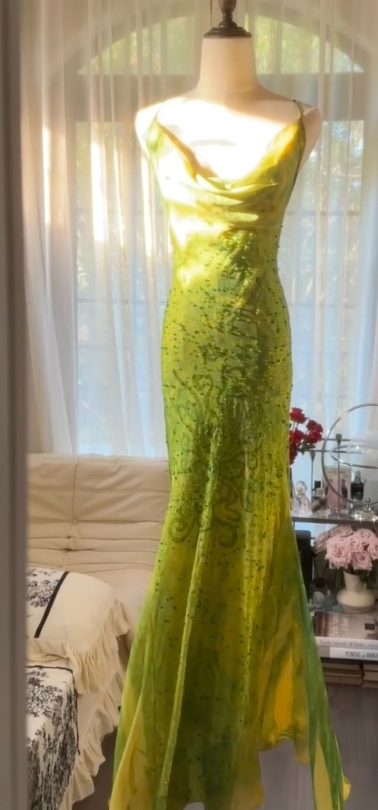 Charming Spaghetti Straps Green Chiffon Beaded Backless Mermaid Evening Dress Long Prom Gowns D894