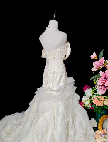 Pretty Spaghetti Straps Satin Appliques Beaded Tulle Pleated Mermaid Long Wedding Dress Bridal Dress D2371