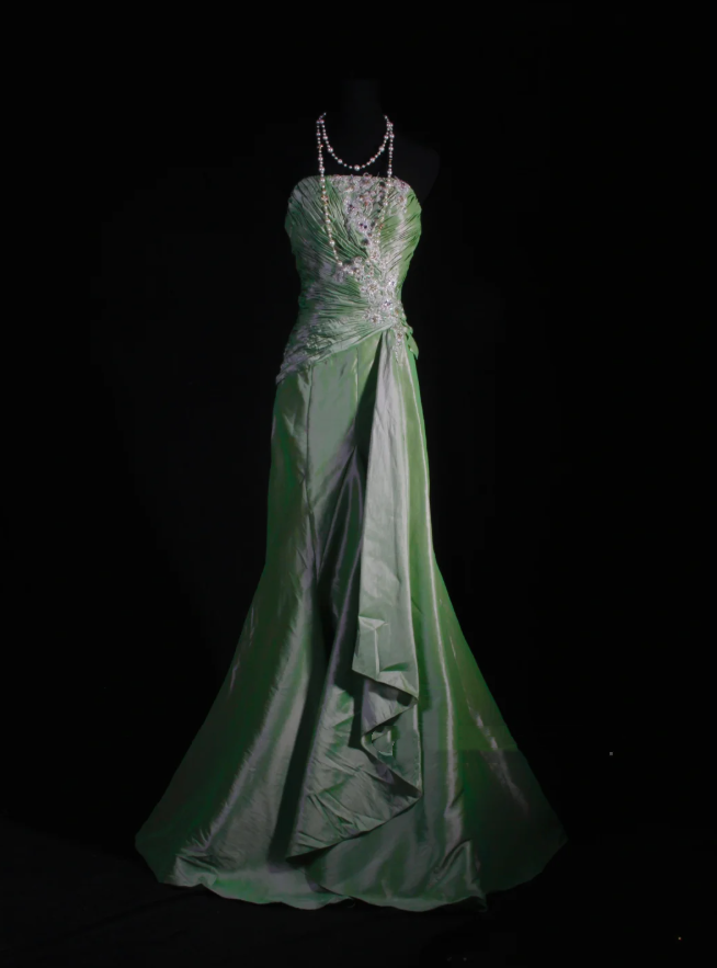 Pretty Strapless Green Satin Beaded Appliques Party Dress Long Mermaid 20th Birthday Outfits D2227