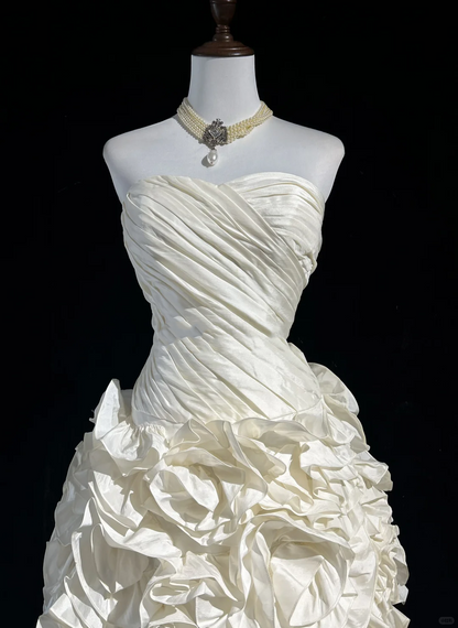 Elegant Off White Strapless Satin Pleated A Line Short 19th Birthday Outfits,Formal Graduation Homecoming Dress D3363