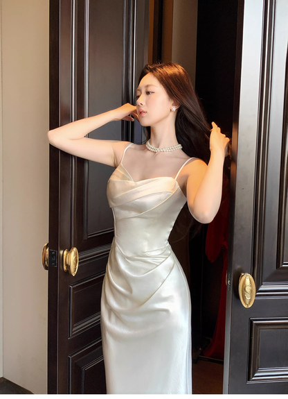 Classy Spaghetti Straps White Satin Pleated Mermaid Long Evening Dress Formal Wedding Guest Dress D2184
