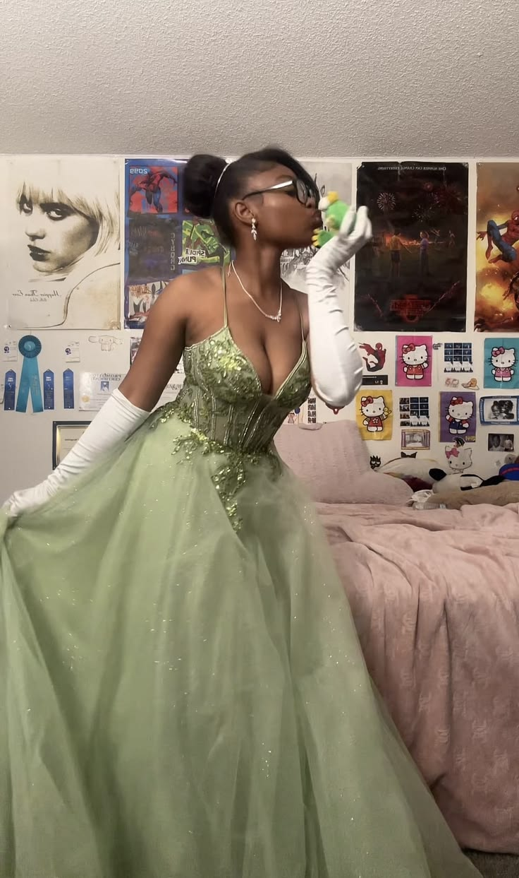 Sexy Spaghetti Straps Tulle Sequin A Line Long Party Dress Sage Green Long Prom Dress With Gloves D4988
