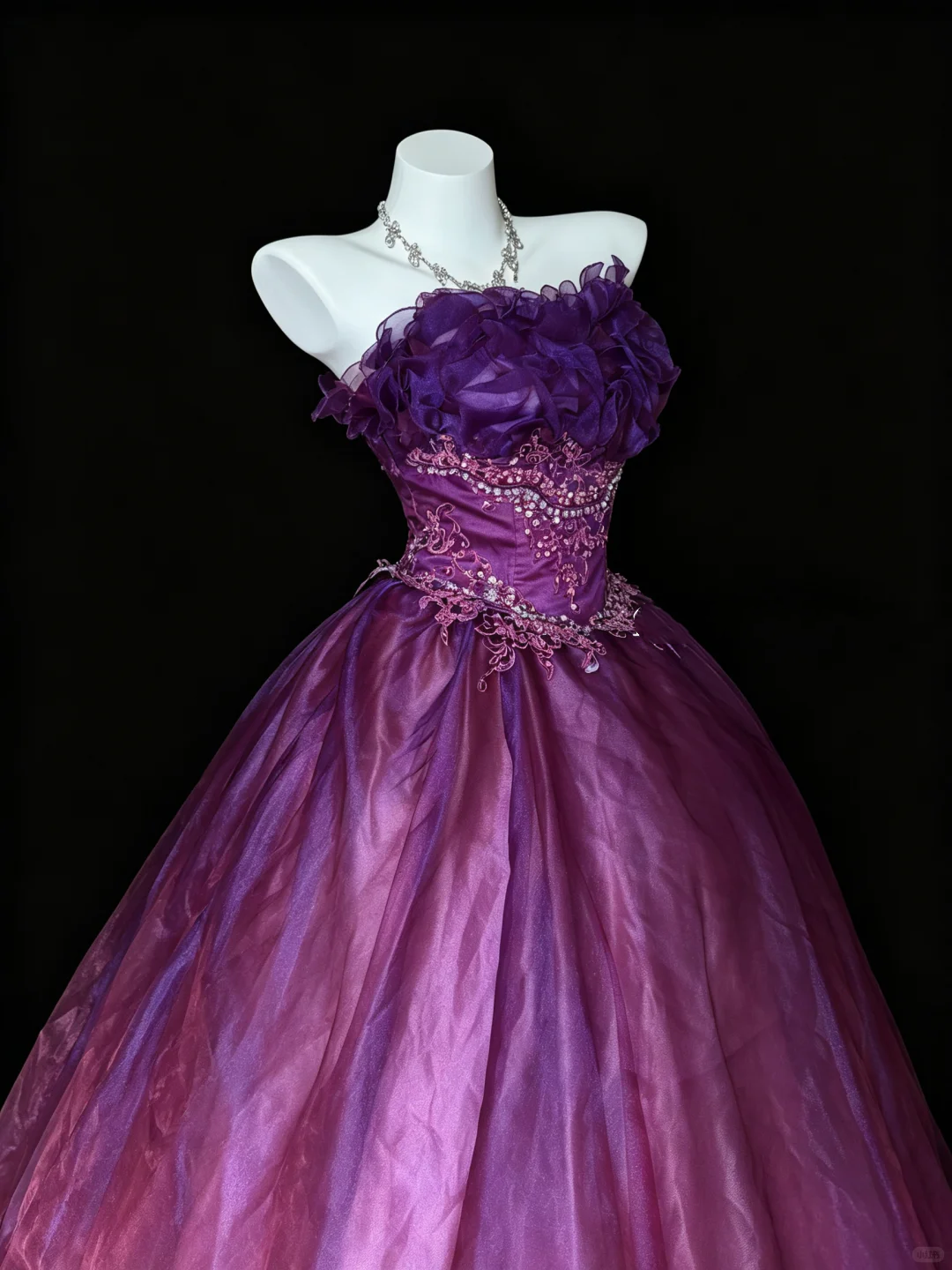 Vintage Strapless Quinceanera Dress Purple Tulle Appliques Beaded Sweet 15 Dress D5269