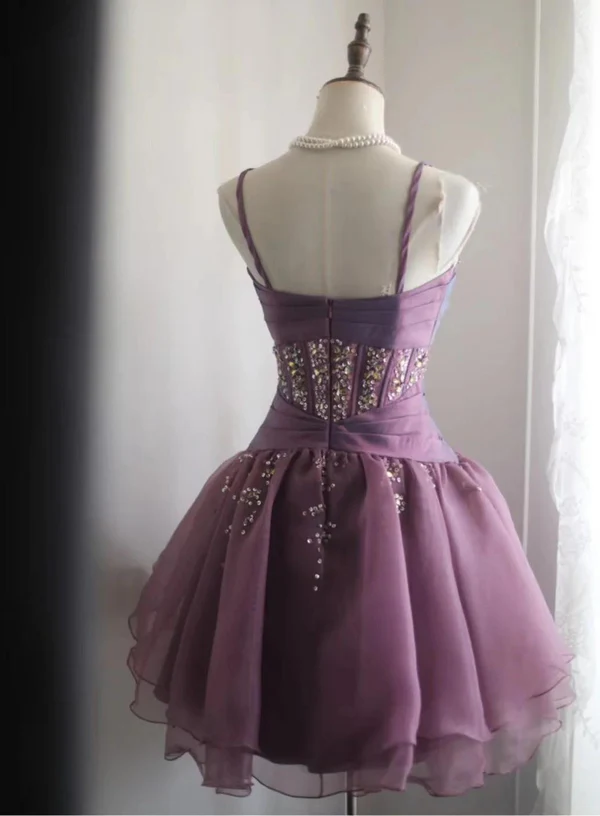 Vintage Purple Spaghetti Straps Purple Tulle Rhinestones Short Homecoming Dress A Line Cocktail Dress S442