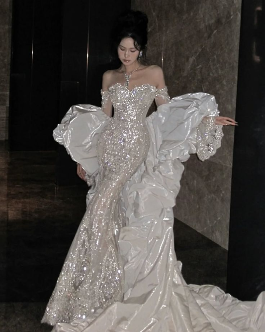 Gorgeous Off The Shoulder Tulle Lace Mermaid Long Wedding Dress Formal Bridal Dress With Cape D1977