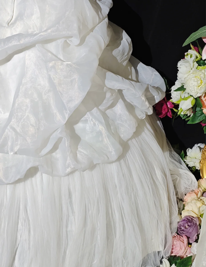 Pretty White Strapless Ball Gown Tulle Pleated Beaded Long Wedding Dress Bridal Dress D2368