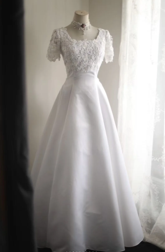 Classy Lace Appliques Satin A Line White Long Wedding Dress Bridal Dress D1269