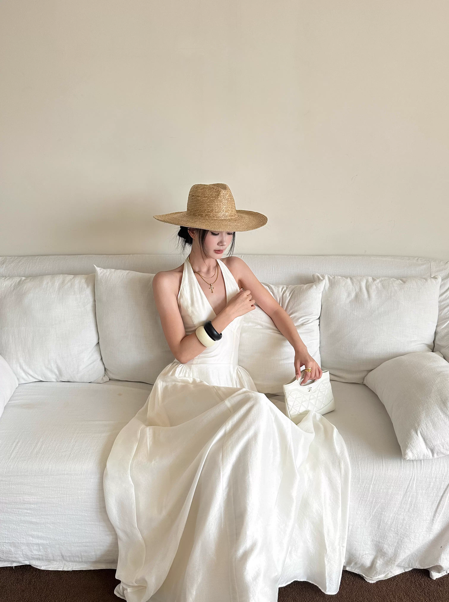 Sexy Halter V Neck White A Line Long Party Dress Formal Evening Gown D2121