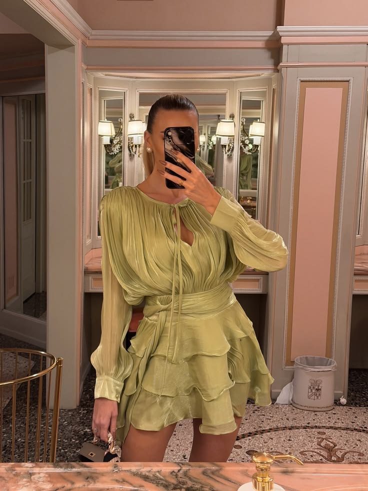 Vintage Olive Green Tulle Ruffles A Line Short Homecoming Dress Cocktail Dress D3661