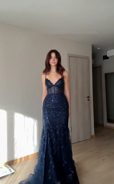 Vintage V Neck Navy Blue Spaghetti Straps Mermaid Prom Dress Long Party Dress D801