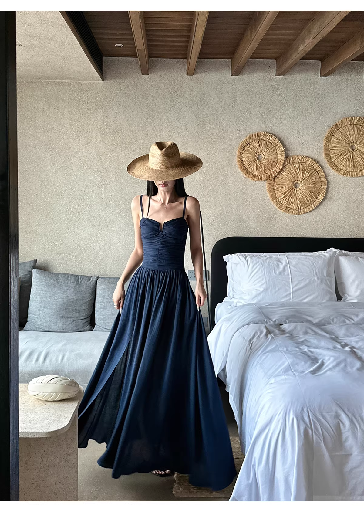 Elegant Spaghetti Straps Satin A Line Slit Evening Dress Navy Blue Long Birthday Party Dress With Pockets D2084