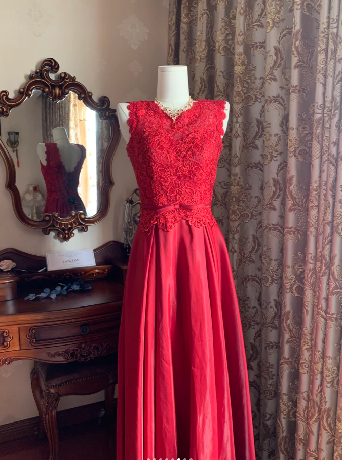 Vintage Red Sleeveless Lace Satin A Line Long Paery Dress Birthday Prom Dress D1715