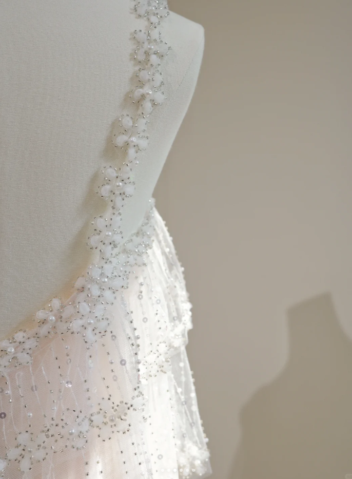 Classy Spaghetti Straps Tulle Sequin Beaded Layered Long Birthday Prom Dress Party Gown D2160