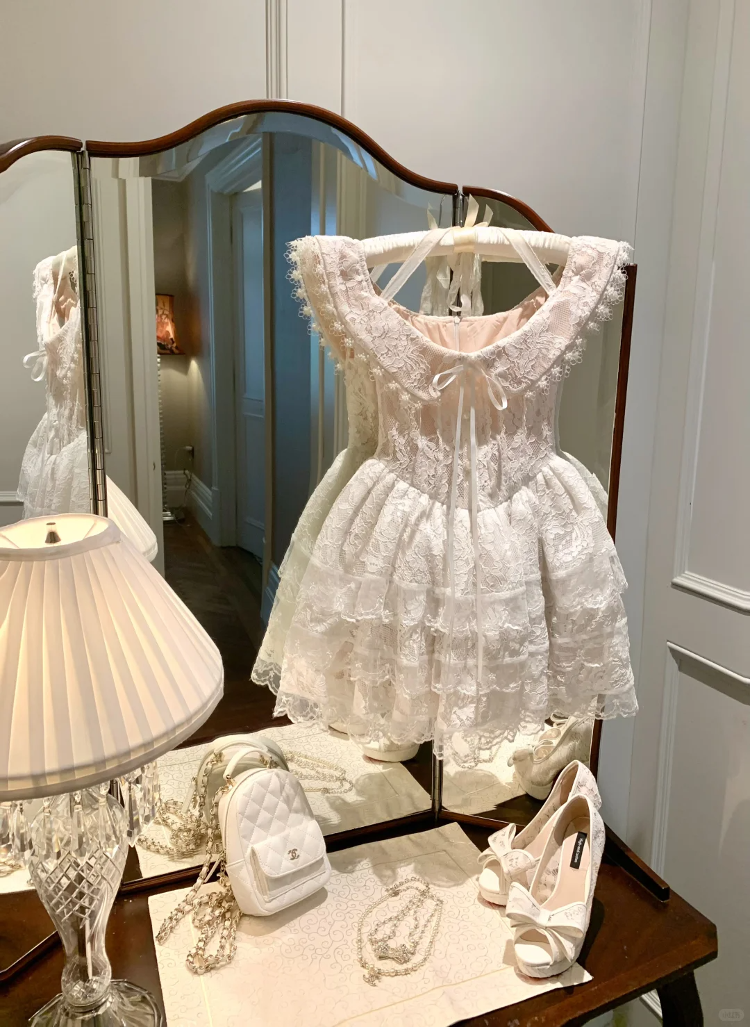 Vintage Lace Layered A Line Short 19th Birthday Outfits White Formal Graduation Homecoming Dress D408