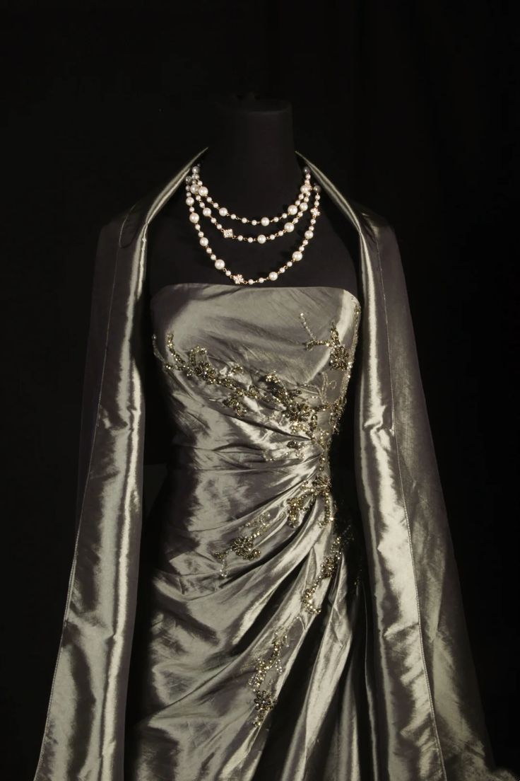 Fashion Army Green Strapless Satin Beaded Long Prom Dress Evening Dress D1973