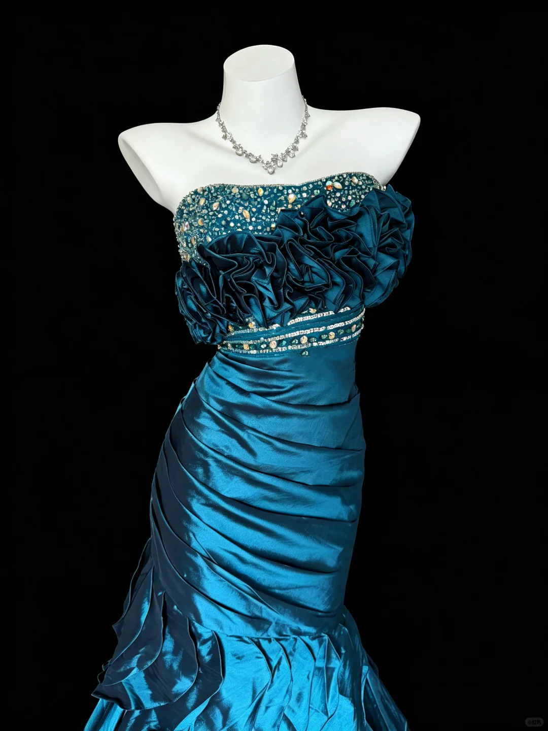 Pretty Blue Satin Pleated Beaded Mermaid Party Dress Strapless Long Evening Dress D5216