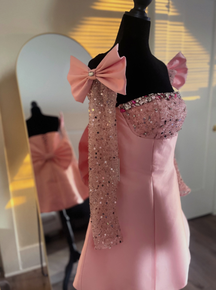 Gorgeous Pink Satin Sequin Beaded A Line Short Homecoming Dress Birthday Outfits With Bow D3949