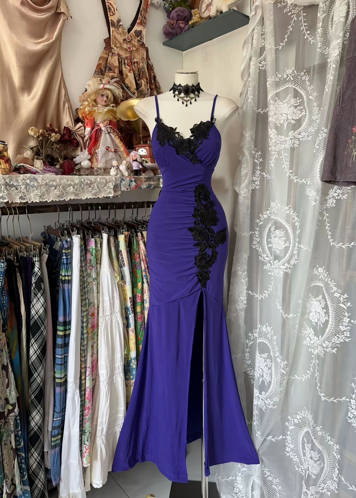 Vintage Spaghetti Straps V Neck Satin Lace Mermaid Slit Evening Dress Purple Prom Gown D1149