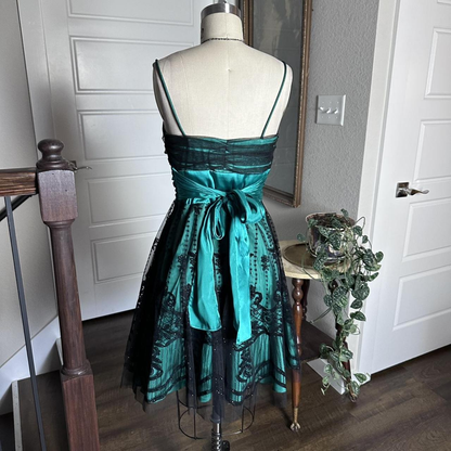 Vintage Green Spaghetti Straps Short A Line Homecoming Dress Cocktail Dress D078
