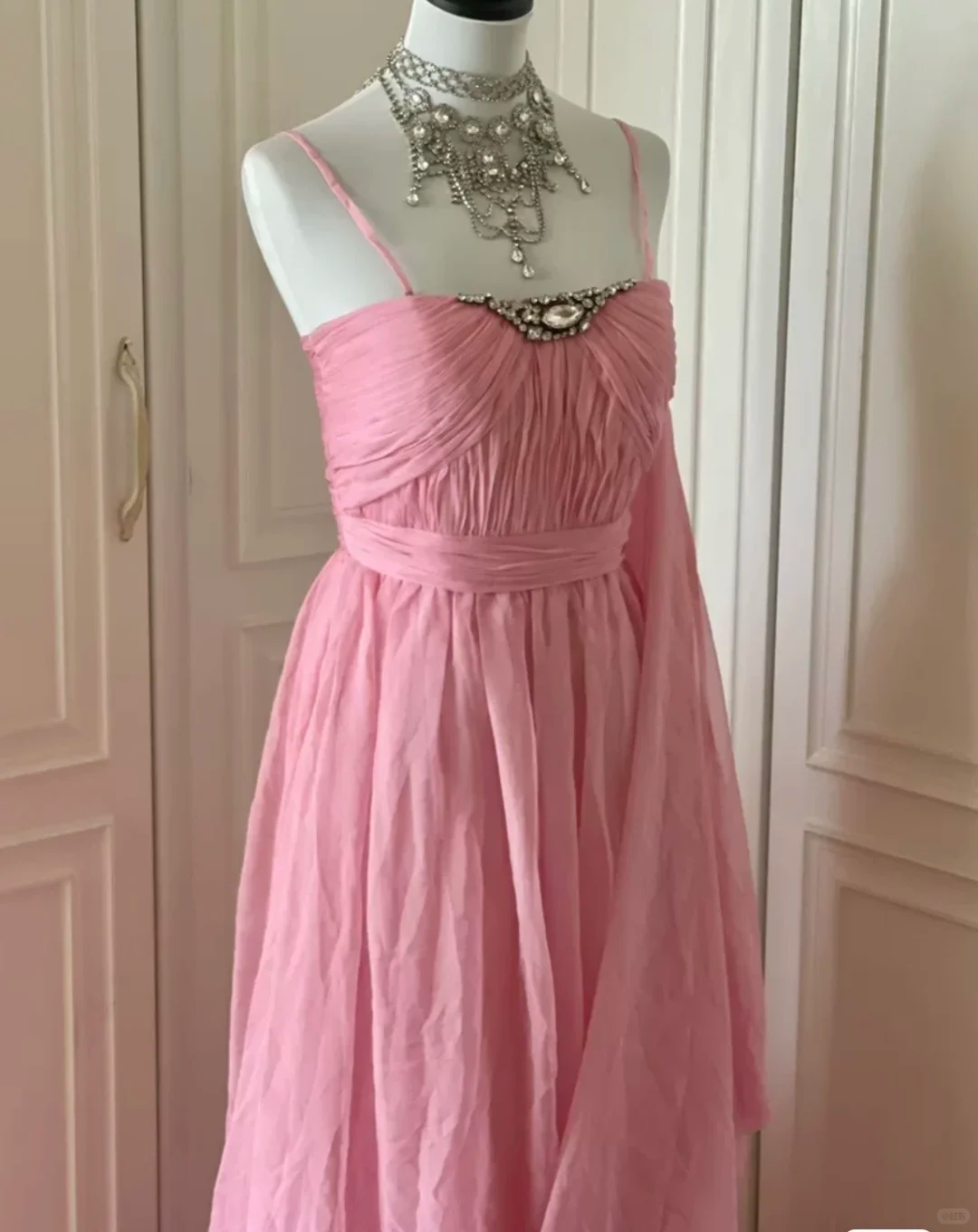 Pretty Spaghetti Straps Pink Chiffon Pleated Beaded Mermaid Long Evening Dress Prom Dress D3099