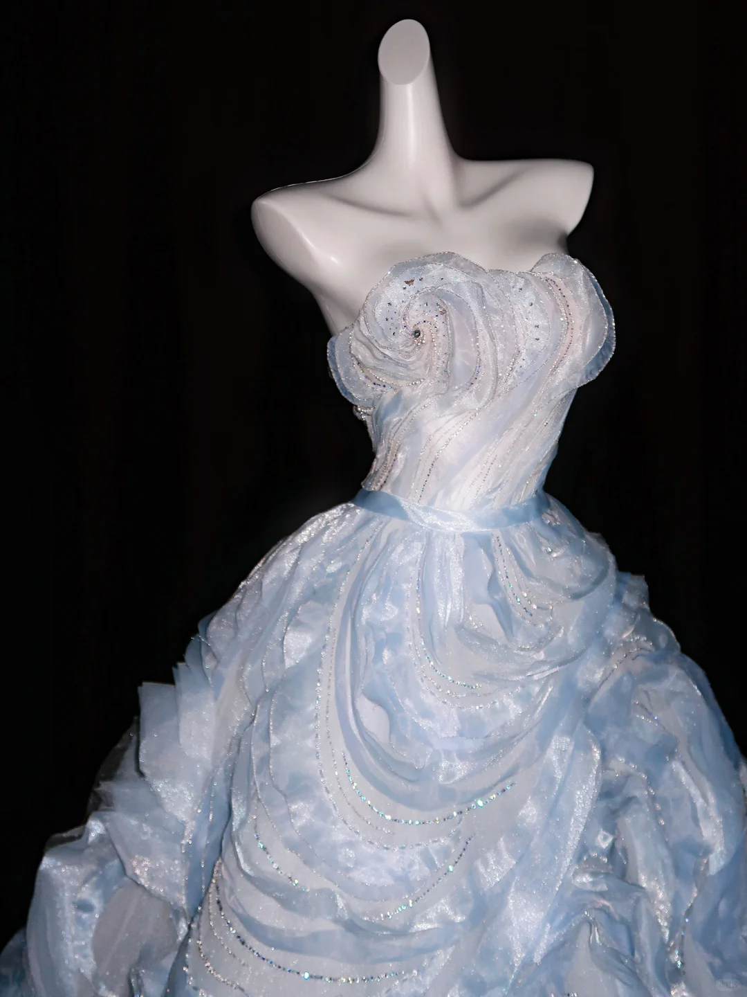 Beautiful Blue Strapless Tulle Floral Sequin Beaded Long Wedding Dress Bridal Gowns D3075