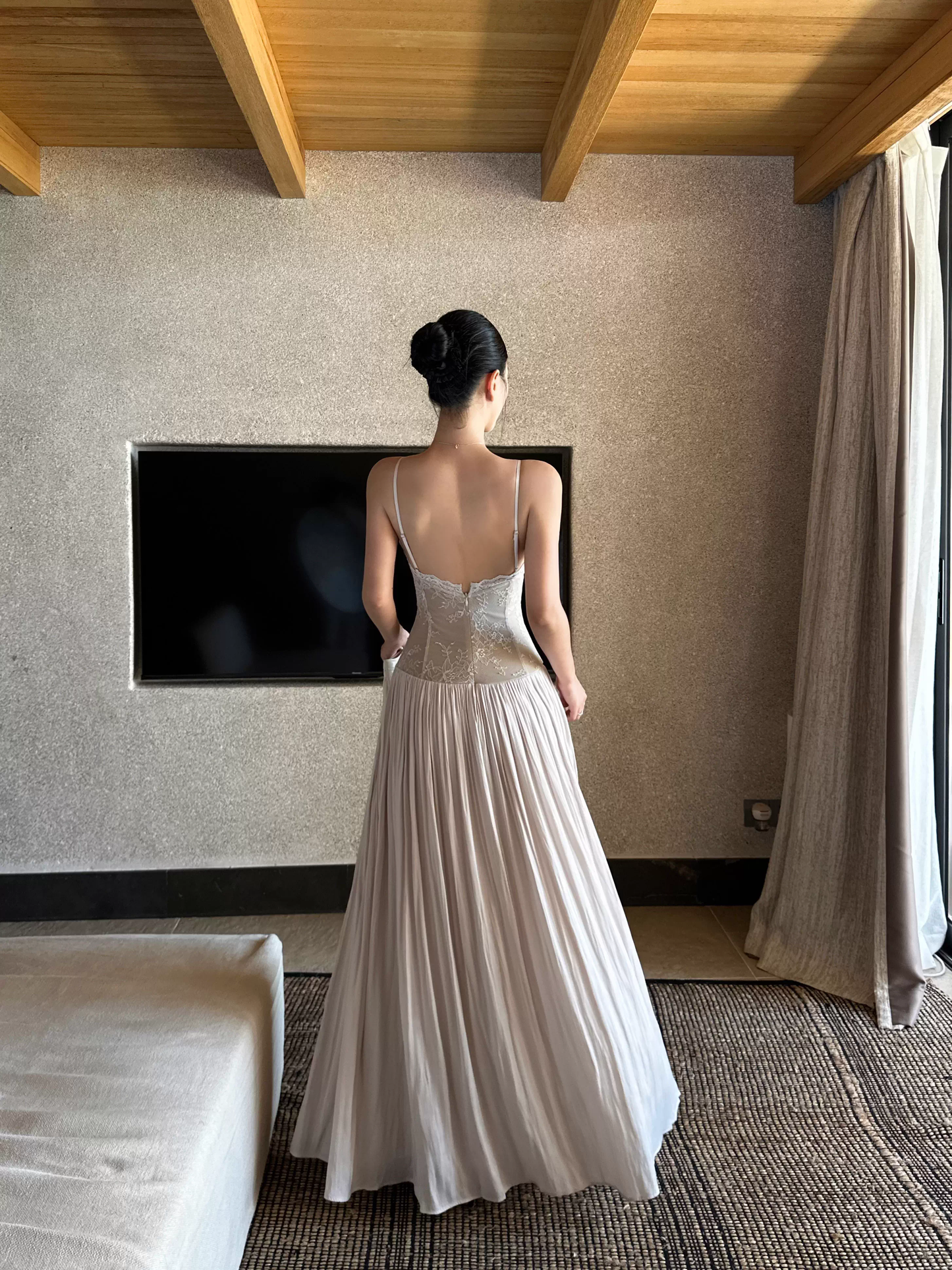 Unique Apricot Spaghetti Straps V Neck Lace Satin A Line Long Evening Dress Party Gown D2127