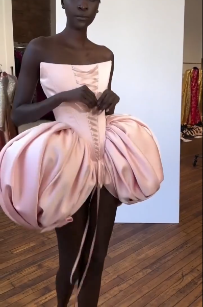 Charming Strapless Satin Short 18th Birthday Outfits Pink Short Graduation Homecoming Dress D4386